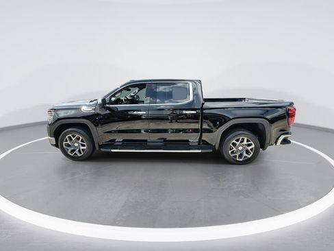 Certified 2026 GMC Sierra 1500 SLT RWD image 5