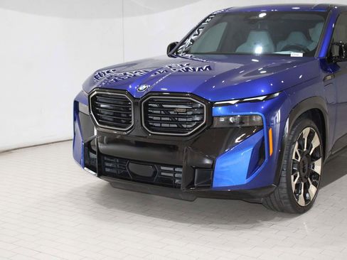 Used 2024 BMW XM w/ M Driver's Package image 2