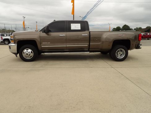 Used 2015 Chevrolet Silverado 3500 LTZ w/ Duramax Plus Package image 2