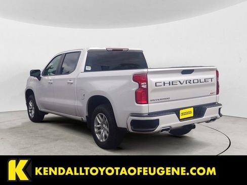 Used 2021 Chevrolet Silverado 1500 RST AWD/4WD image 3
