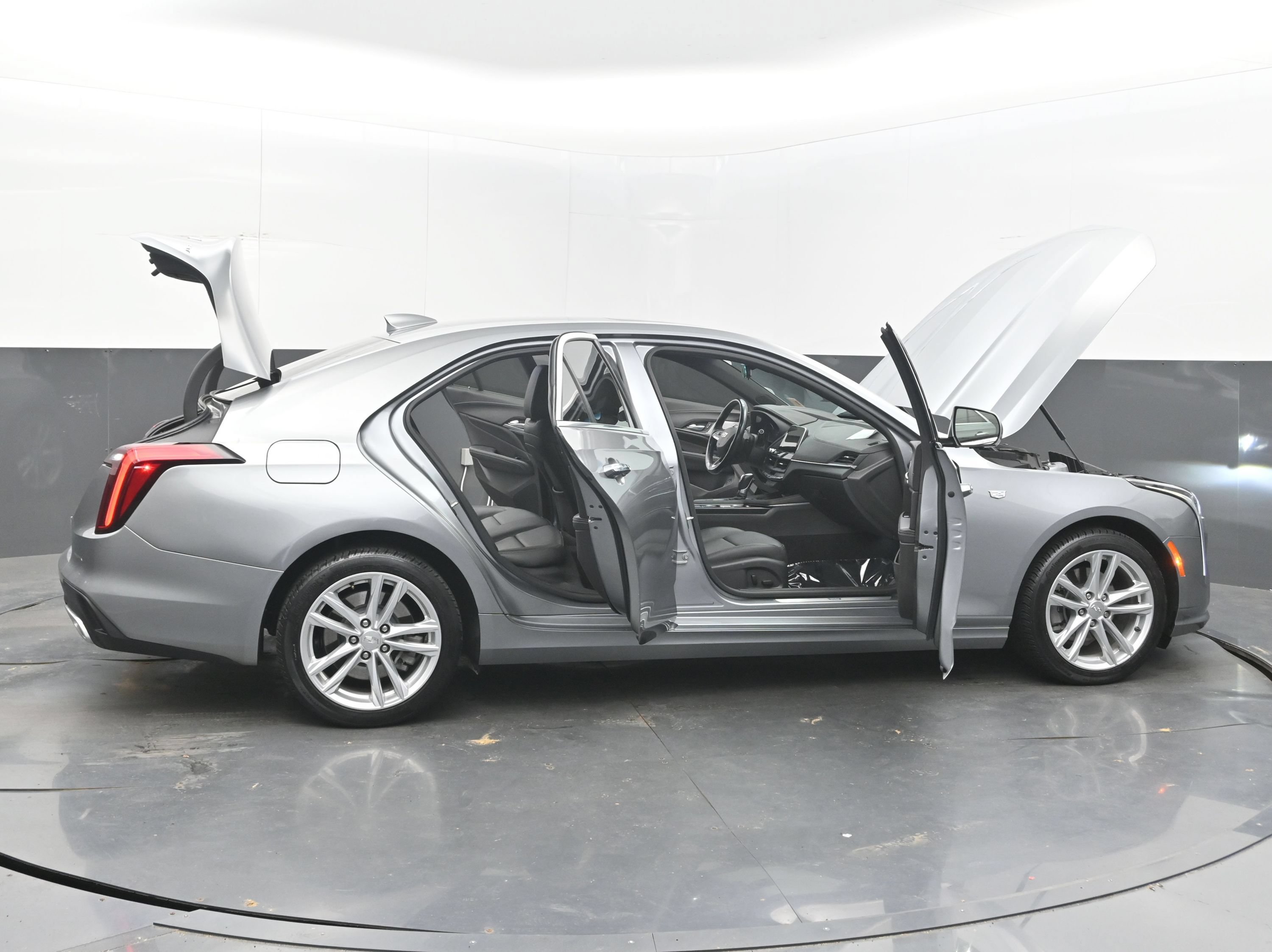 Used 2023 Cadillac CT4 Luxury w/ Sun And Sound Package RWD image 43
