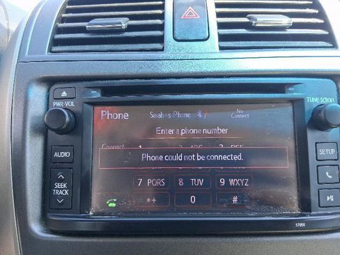 Used 2013 Toyota Corolla LE image 31