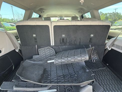 Certified 2024 Jeep Wagoneer 4WD image 23