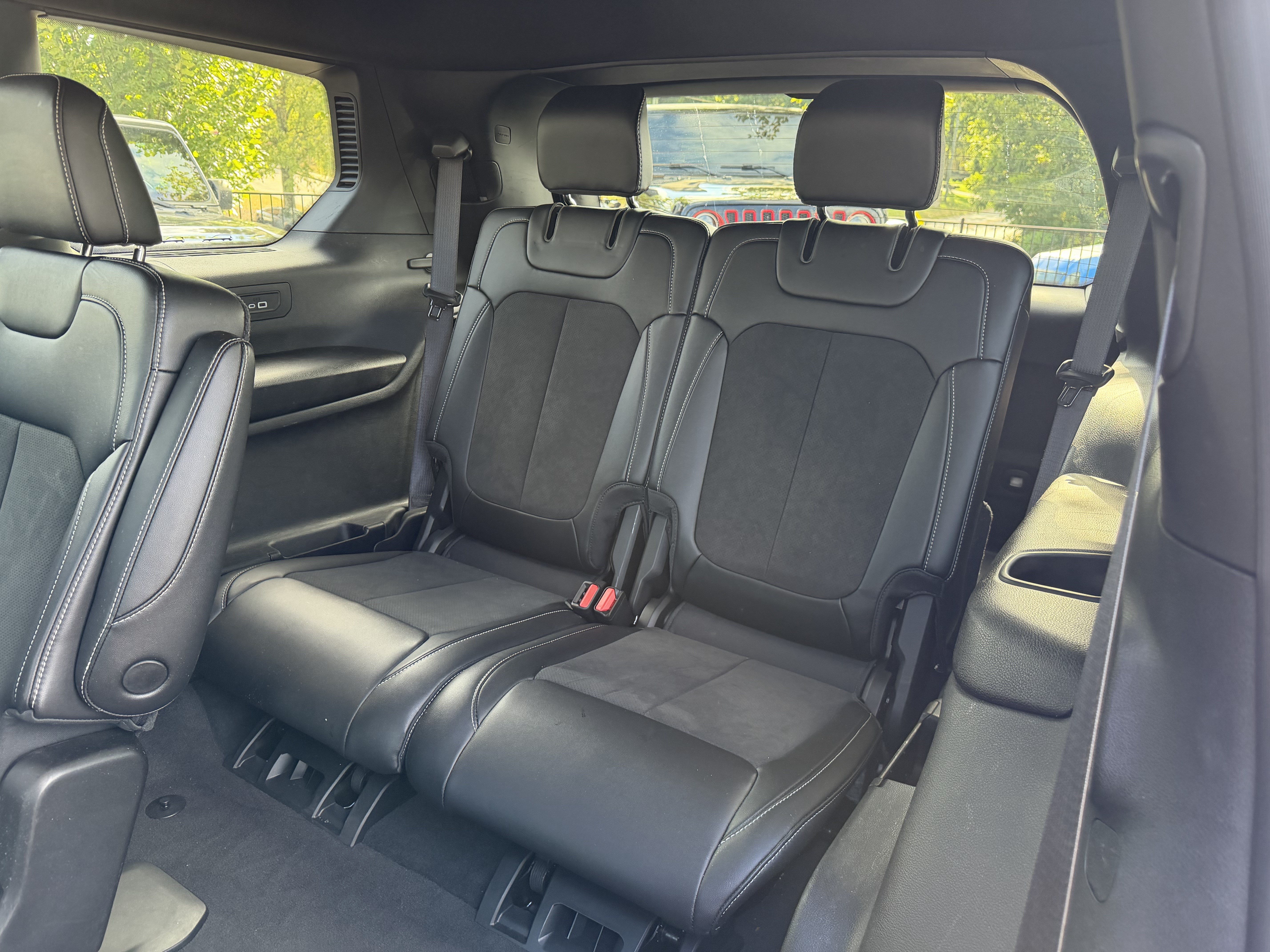 Used 2025 Jeep Grand Cherokee L Altitude AWD/4WD image 34