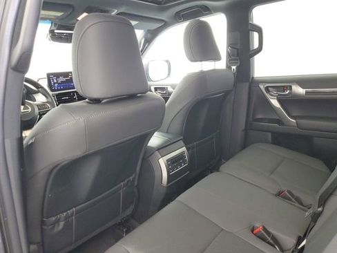 Used 2023 Lexus GX 460 Premium w/ Premium Package AWD/4WD image 13