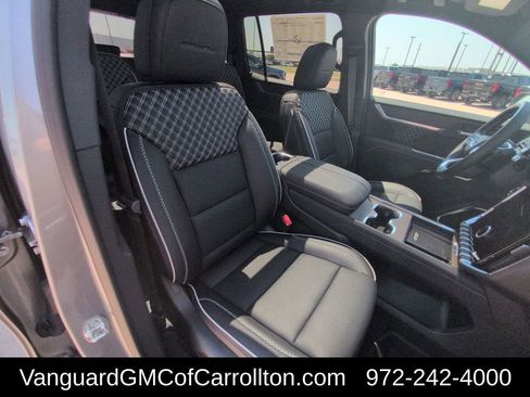 New 2026 GMC Acadia Denali w/ Super Cruise Package image 20