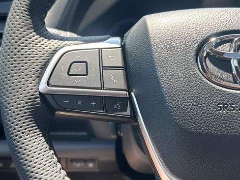 New 2026 Toyota Sienna Platinum AWD/4WD image 21