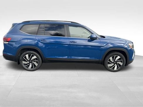 New 2026 Volkswagen Atlas SE image 8