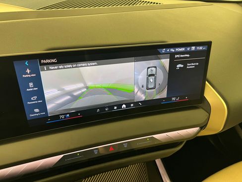 Used 2025 BMW X3 xDrive30i image 28