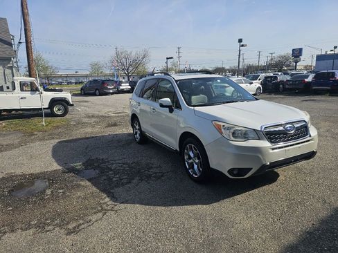 Used 2015 Subaru Forester 2.5i Touring w/ Eyesight & Navigation System image 3