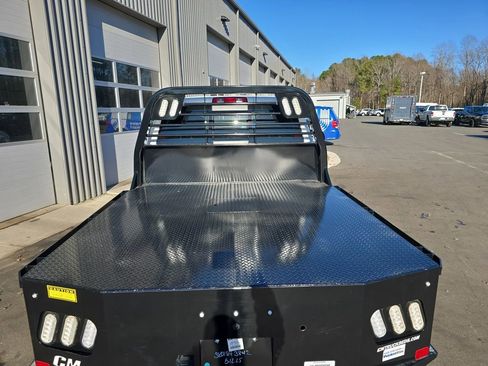 New 2024 RAM 2500 Tradesman w/ Chrome Appearance Group AWD/4WD image 14