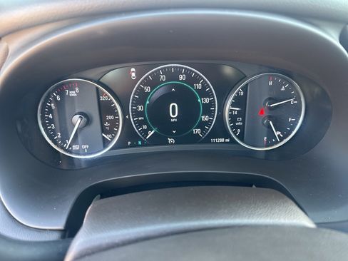 Used 2017 Buick LaCrosse Preferred image 18