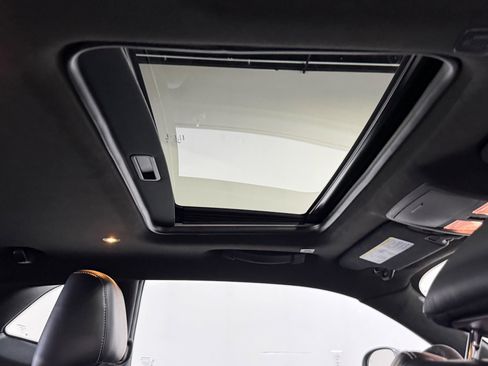 Used 2023 Dodge Challenger SRT Hellcat Redeye image 24