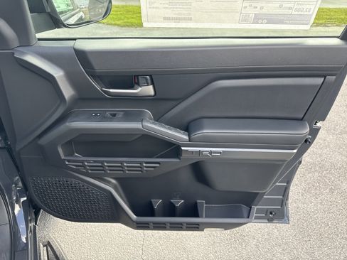 New 2025 Toyota Tacoma 4x4 Double Cab image 38