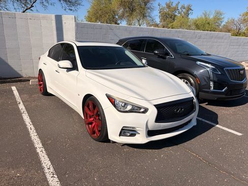 Used 2015 INFINITI Q50 Premium w/ Navigation Package RWD image 4