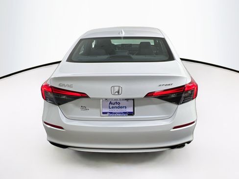 Used 2023 Honda Civic Sport image 6