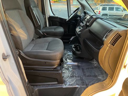 Used 2021 RAM ProMaster 2500 image 26