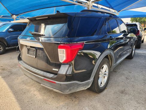 Used 2020 Ford Explorer XLT w/ Equipment Group 202A RWD image 4