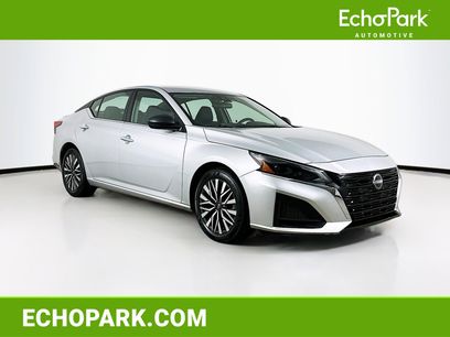 Used 2024 Nissan Altima 2.5 SV