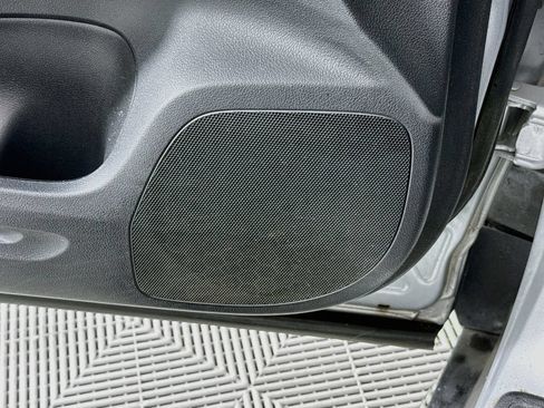 Used 2015 Honda CR-V LX image 19