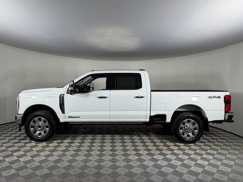 Used 2025 Ford F350 Lariat w/ Lariat Ultimate Package image 10