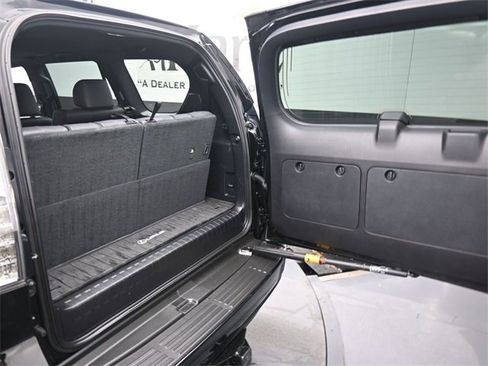 Used 2021 Lexus GX 460 Premium image 28