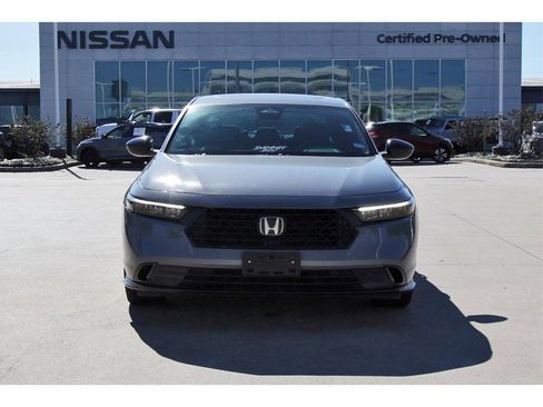 Used 2023 Honda Accord Sport image 8