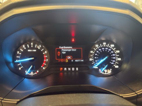Used 2016 Ford Edge SE AWD/4WD image 18