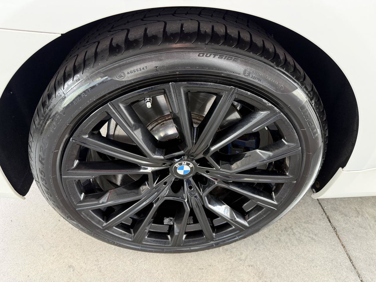 Used 2022 BMW 750i xDrive w/ Executive Package AWD/4WD image 47