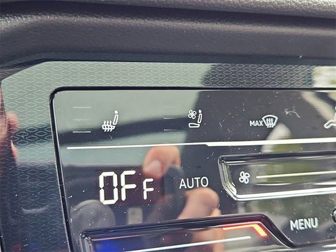 New 2025 Volkswagen Taos SEL image 12