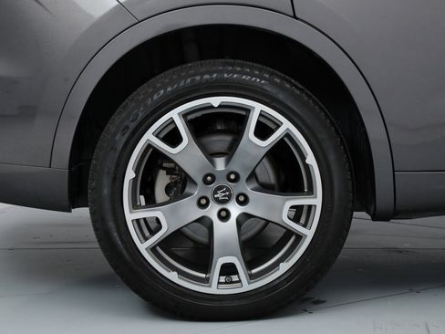 Certified 2023 Maserati Levante GT AWD/4WD image 21