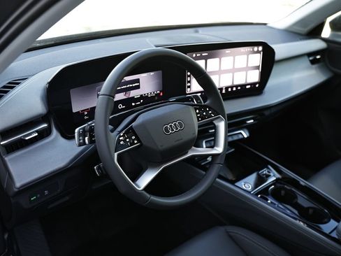 New 2026 Audi Q3 quattro 2.0T AWD/4WD image 18