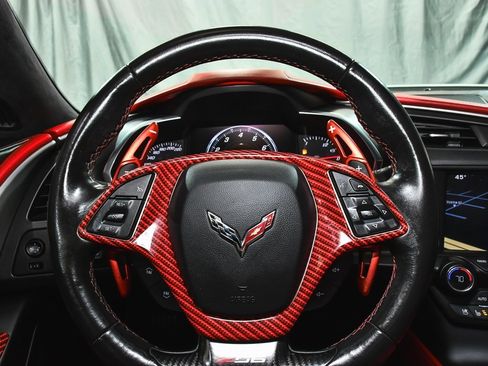 Used 2015 Chevrolet Corvette Z06 w/ 3LZ Preferred Equipment Group image 36