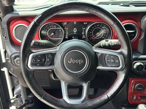 Used 2021 Jeep Wrangler Unlimited Rubicon w/ LED Lighting Group AWD/4WD image 14