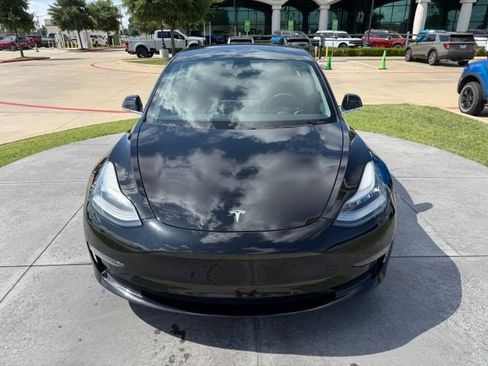 Used 2019 Tesla Model 3 RWD image 2