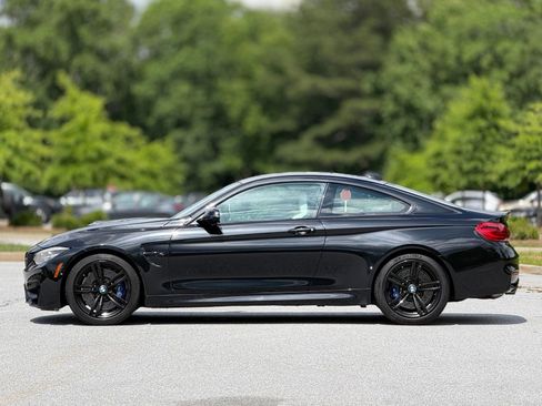 Used 2018 BMW M4 Coupe RWD image 9