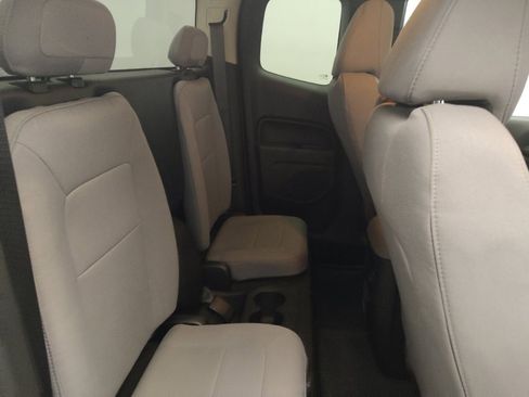 Used 2021 Chevrolet Colorado W/T image 19