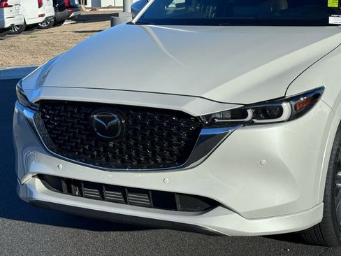 Used 2023 MAZDA CX-5 Signature image 10