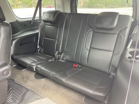 Used 2017 Chevrolet Suburban Premier image 23