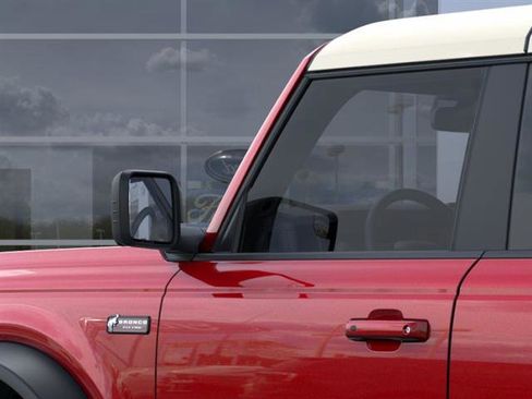New 2026 Ford Bronco Outer Banks w/ Sasquatch Package AWD/4WD image 22