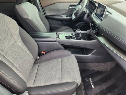 Certified 2023 Nissan Rogue SV image 11