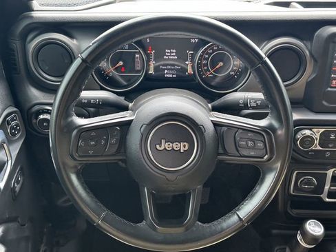 Used 2021 Jeep Wrangler Unlimited Sport image 23