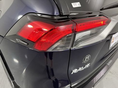 Used 2020 Toyota RAV4 XSE w/ XSE Grade Weather Package AWD/4WD image 32