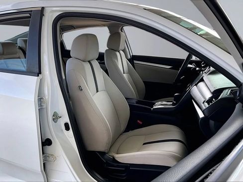 Used 2018 Honda Civic EX image 26