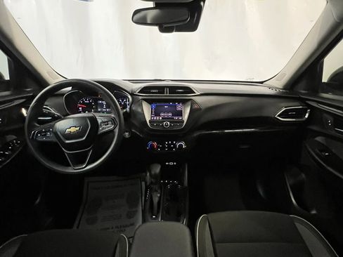 Used 2022 Chevrolet TrailBlazer LT FWD image 14