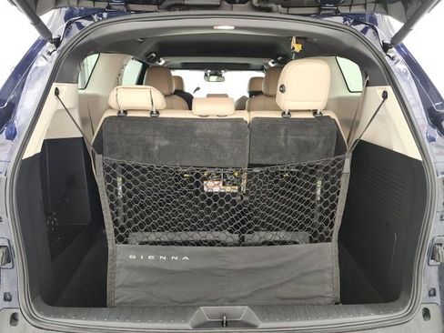 Certified 2022 Toyota Sienna XLE image 30