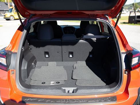 Used 2024 Subaru Crosstrek 2.0i Premium w/ Crosstrek Mirror Package image 25