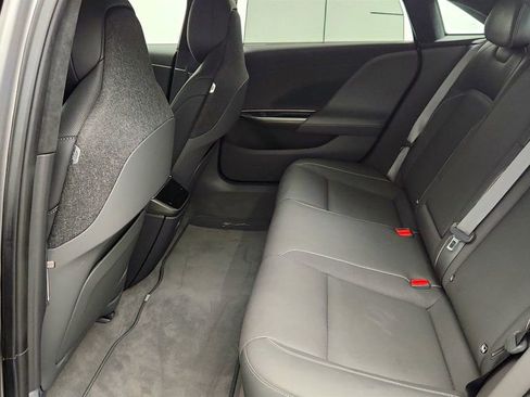 Used 2023 Lucid Air Touring AWD/4WD image 21