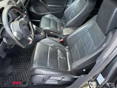 Used 2013 Volkswagen GTI Wolfsburg Edition FWD image 36
