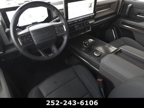 Used 2025 GMC Hummer EV 3X AWD/4WD image 15